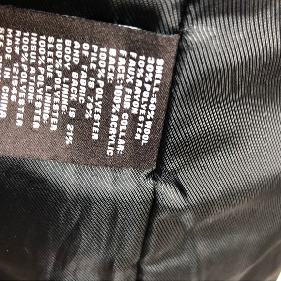 Women's Coat Black Michael Kors with Faux Fur Collar Wool Blend Sz Small - Picture 7 of 7